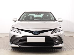 Toyota Camry - 2021