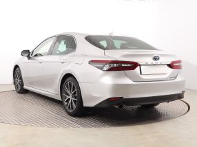 Toyota Camry - 2021