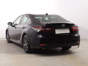 Toyota Camry - 2021