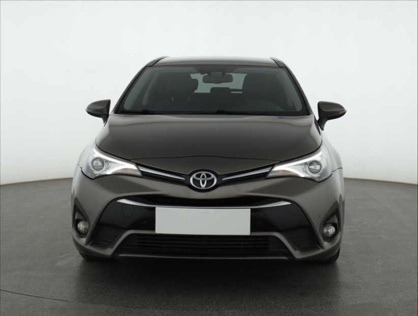 Toyota Avensis, 2016