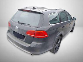 Volkswagen Passat - 2012