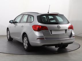 Opel Astra - 2015