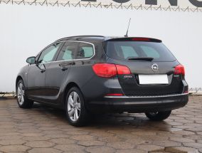 Opel Astra - 2014