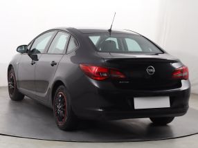 Opel Astra - 2015