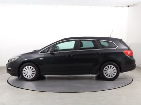 Opel Astra - 2015