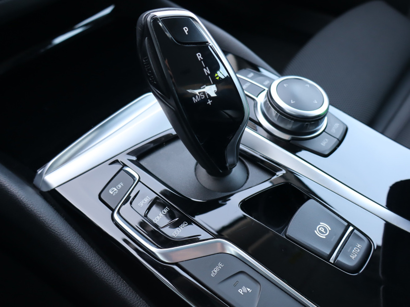 BMW 5, 2019