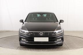 Volkswagen Passat - 2016