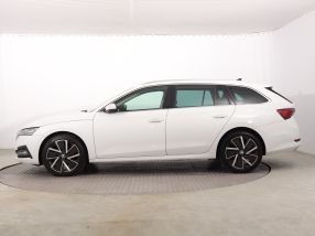 Škoda Octavia - 2021