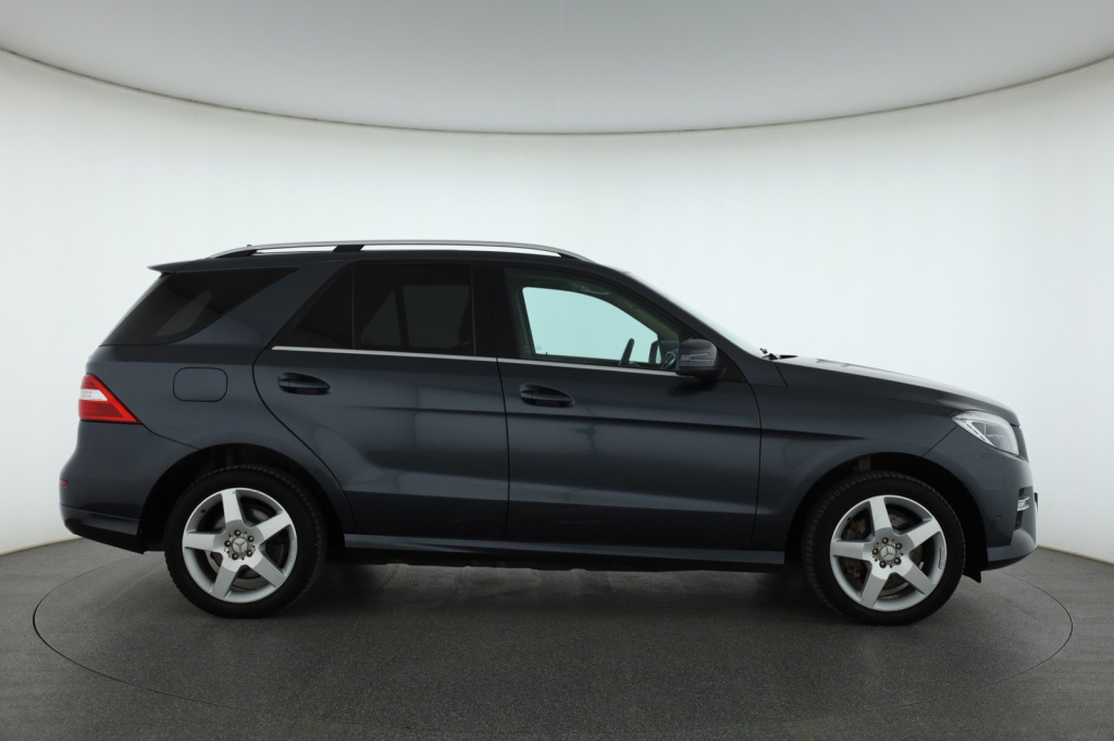 Mercedes-Benz ML