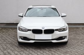 BMW 3 - 2012