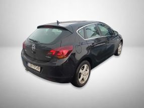 Opel Astra - 2010