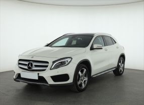 Mercedes-Benz GLA - 2016