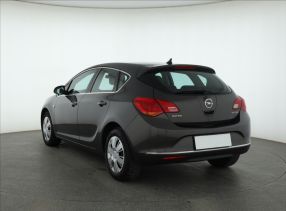 Opel Astra - 2014