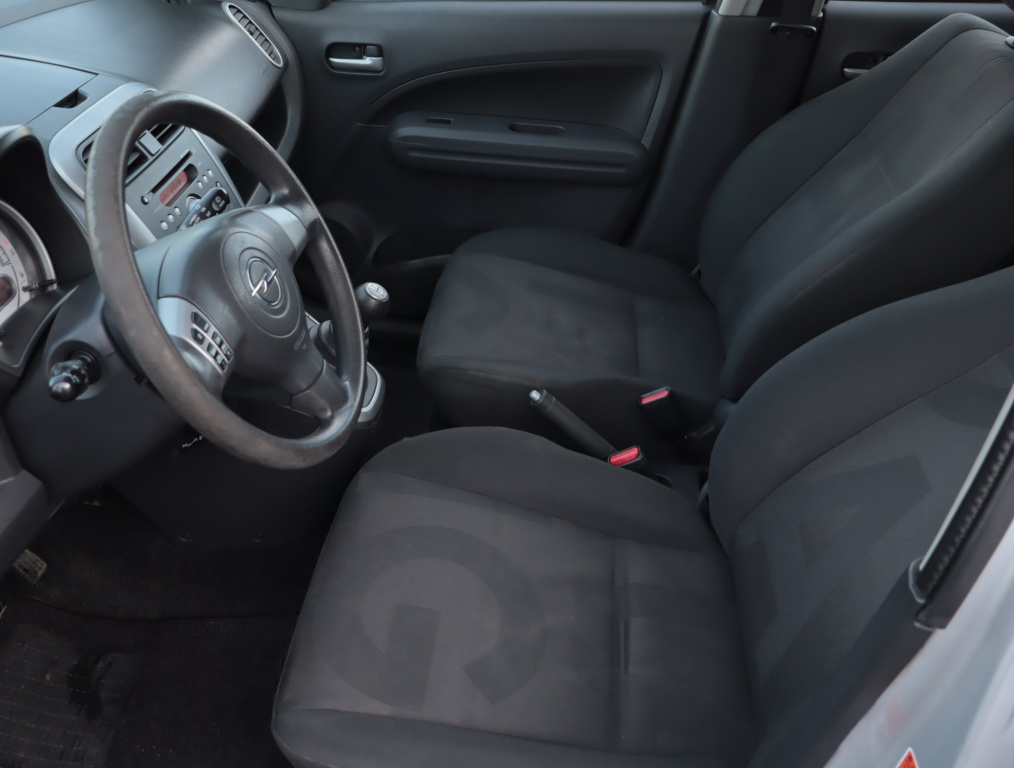 Opel Agila