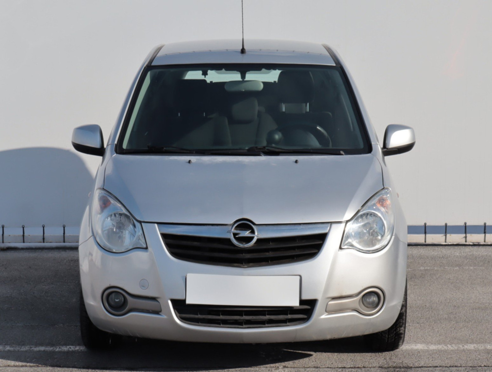 Opel Agila