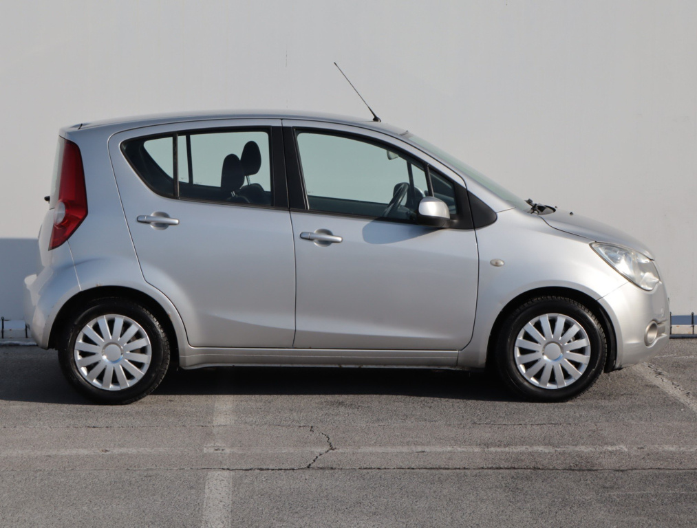 Opel Agila