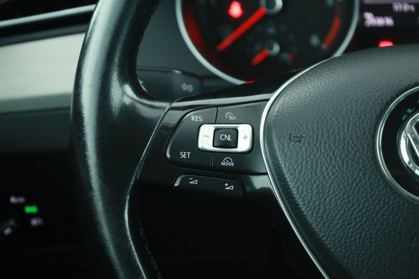 Volkswagen Passat, 2015