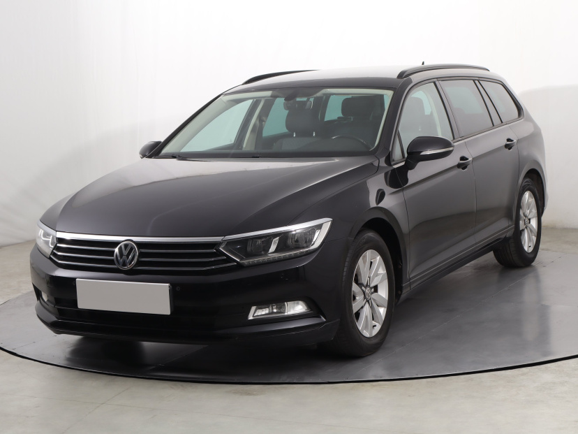 Volkswagen Passat, 2015