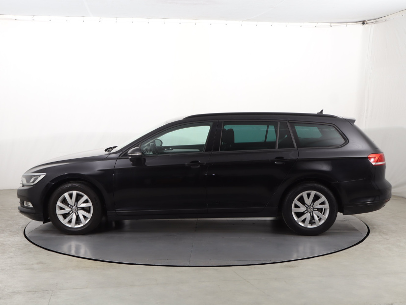 Volkswagen Passat, 2015