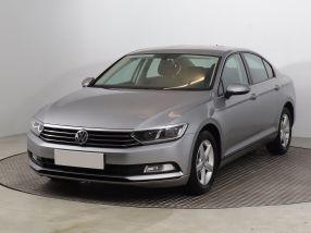 Volkswagen Passat - 2017