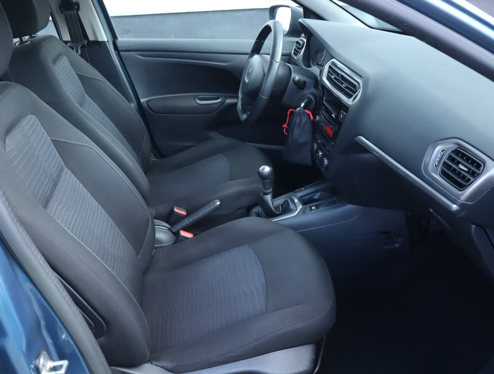Peugeot 301