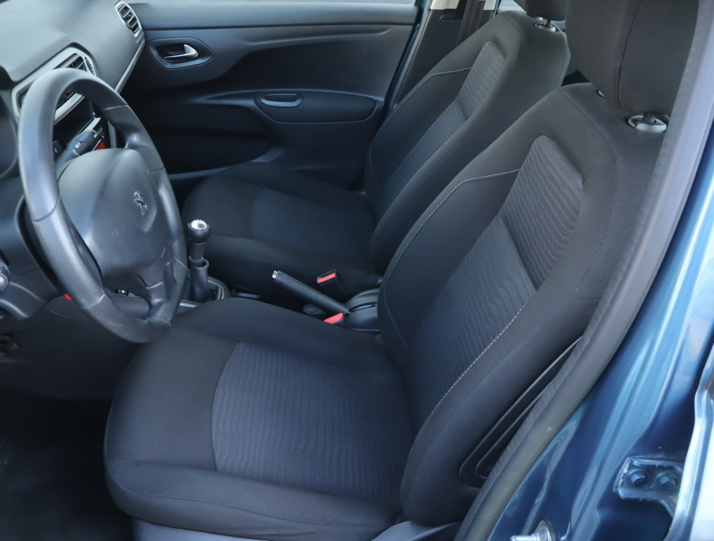 Peugeot 301