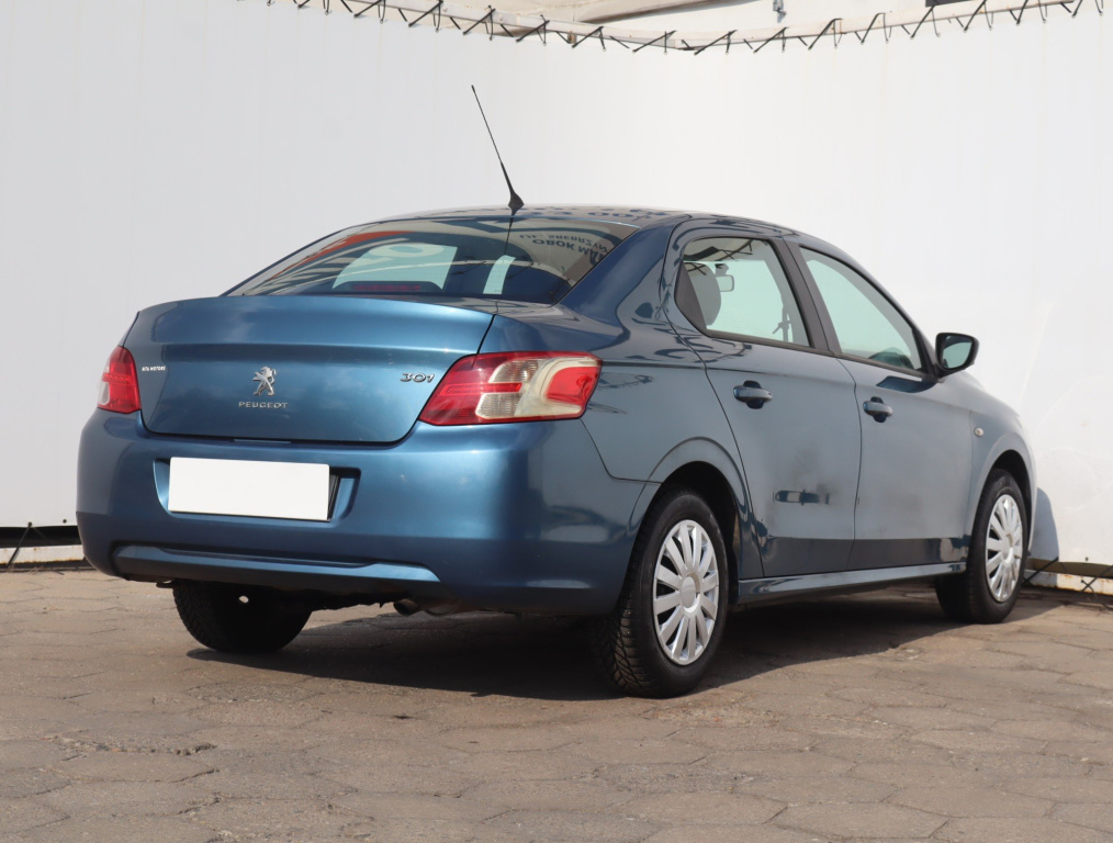 Peugeot 301