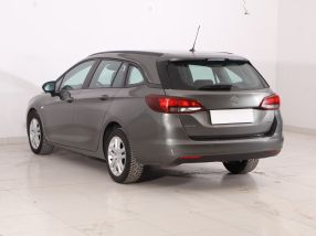 Opel Astra - 2017