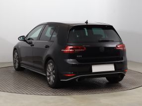 Volkswagen Golf - 2013