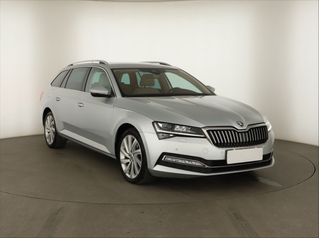 Škoda Superb 2022
