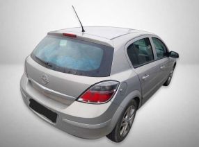 Opel Astra - 2008