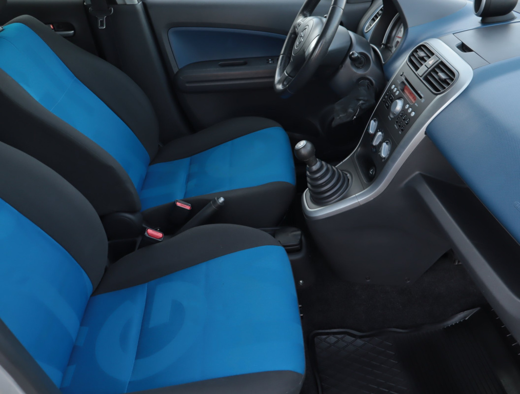 Opel Agila