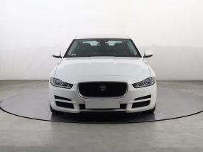 Jaguar XE - 2016