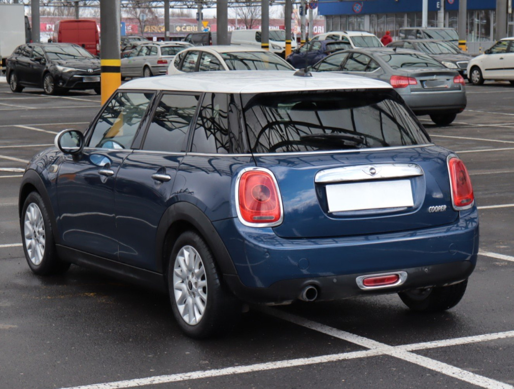 MINI 5-door