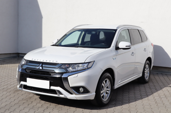 Mitsubishi Outlander 2.4 PHEV