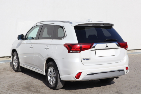 Mitsubishi Outlander 2.4 PHEV