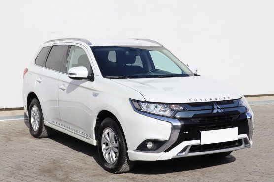 Mitsubishi Outlander 2.4 PHEV