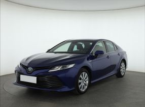 Toyota Camry - 2020