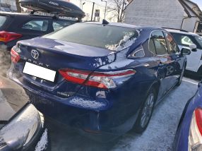 Toyota Camry - 2020