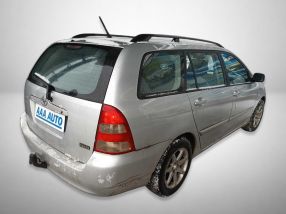 Toyota Corolla - 2004