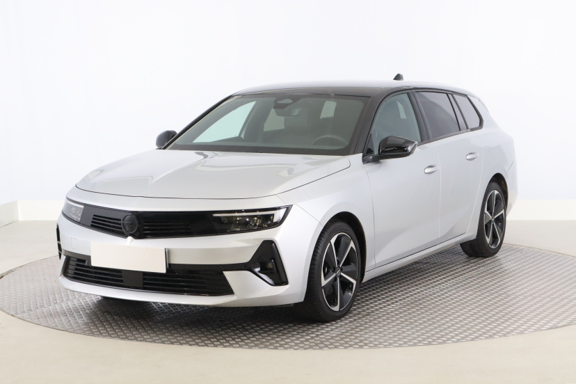 Opel Astra, 2024