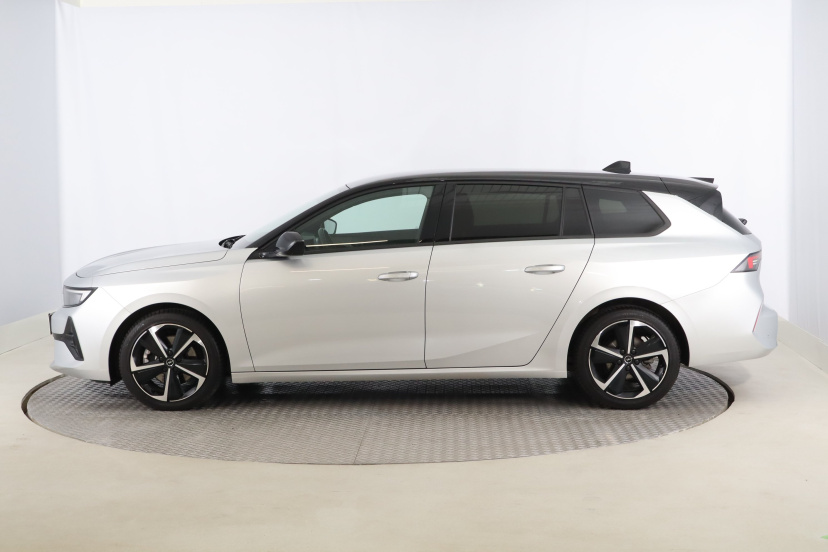 Opel Astra, 2024