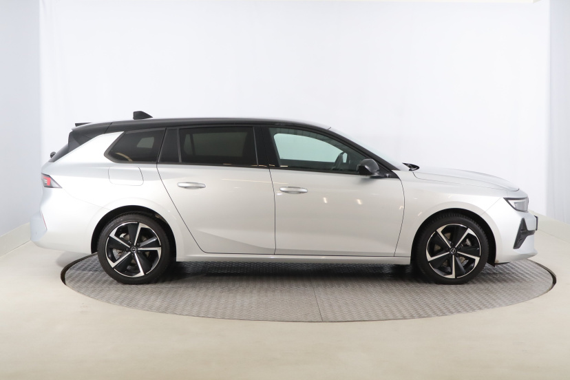 Opel Astra, 2024
