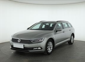 Volkswagen Passat - 2015