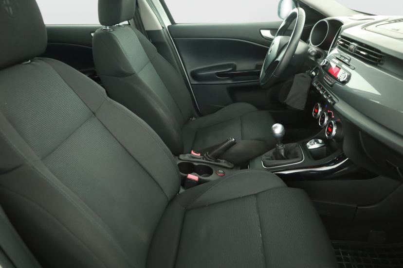 Alfa Romeo Giulietta, 2011