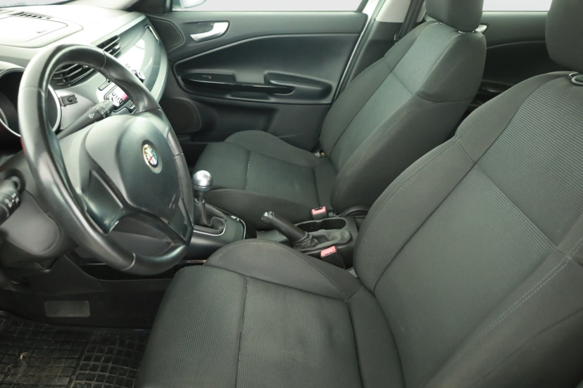 Alfa Romeo Giulietta, 2011