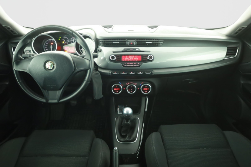 Alfa Romeo Giulietta, 2011