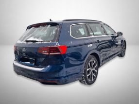 Volkswagen Passat - 2021