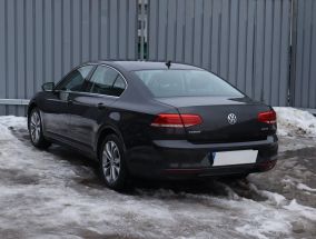 Volkswagen Passat - 2017
