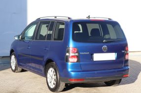 Volkswagen Touran - 2010